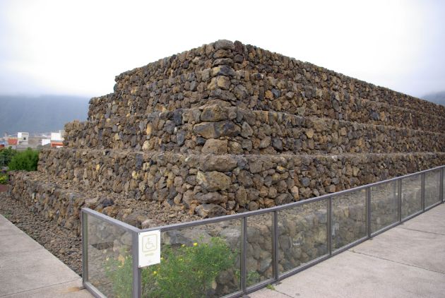 crne-vulkanske-plaze-ogroman-park-za-zivotinje-i-ukusni-specijaliteti-zasto-su-tenerife-jedinstvena-destinacija-09.jpg